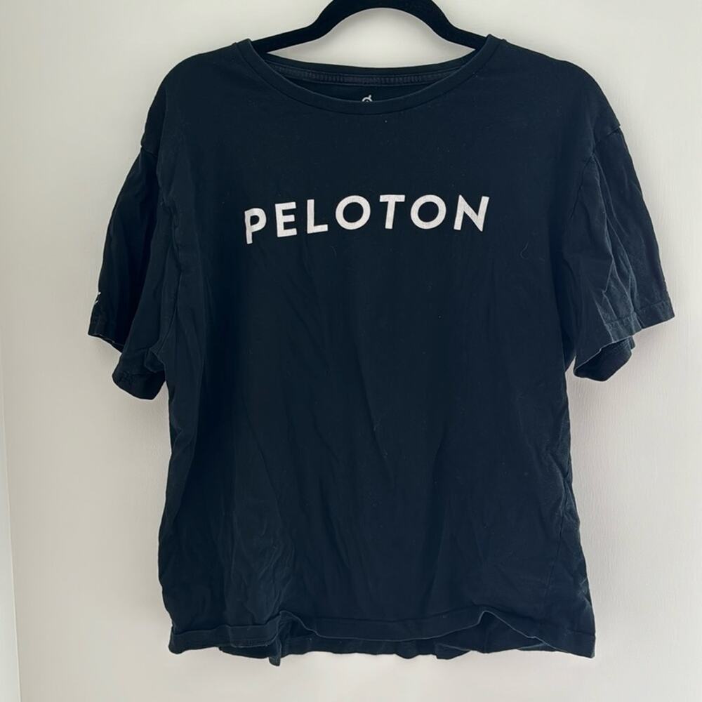 (3/$15‼️) Peloton century tee